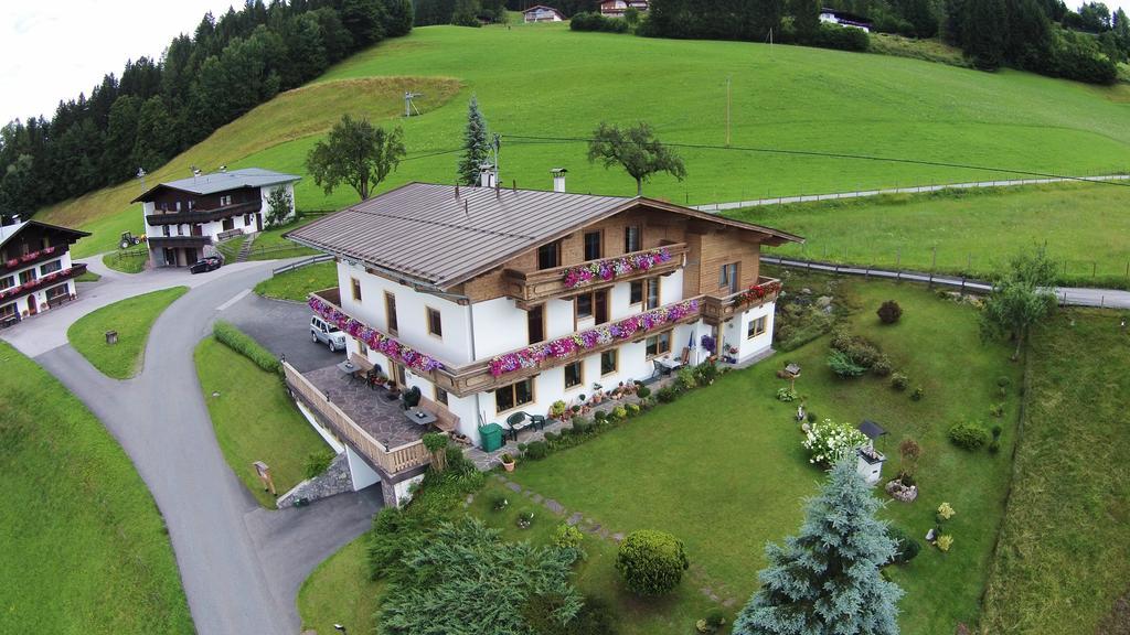 Pension Sonnleit'N Kirchdorf in Tirol Exterior photo