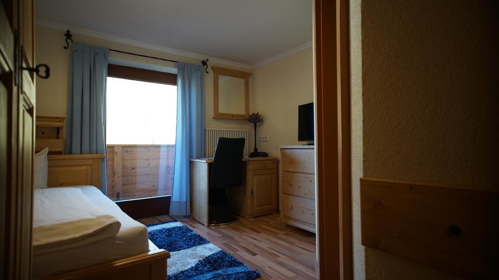 Pension Sonnleit'N Kirchdorf in Tirol Room photo