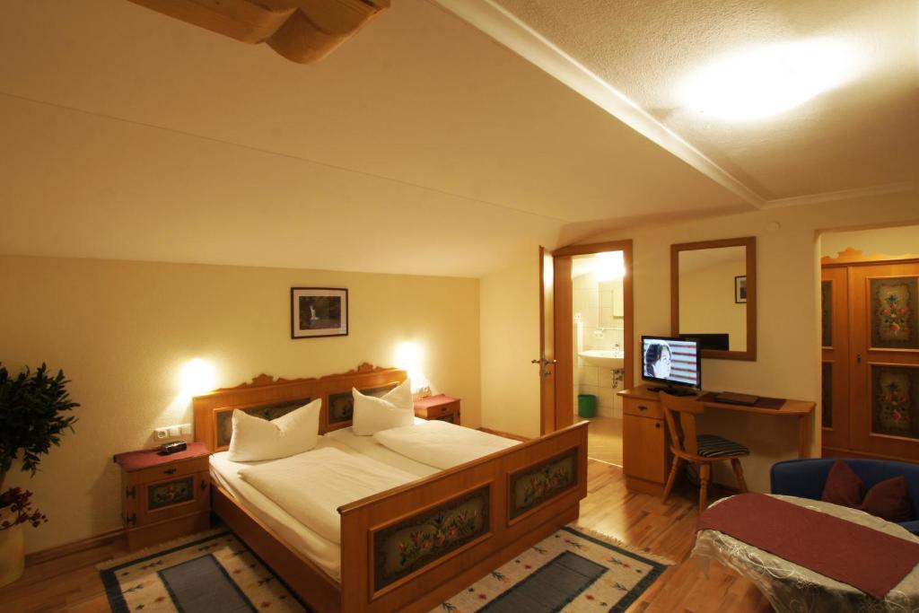 Pension Sonnleit'N Kirchdorf in Tirol Room photo