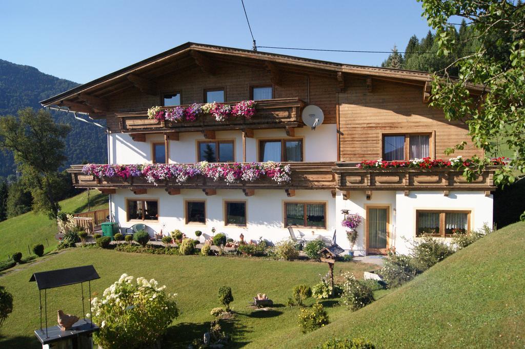 Pension Sonnleit'N Kirchdorf in Tirol Exterior photo